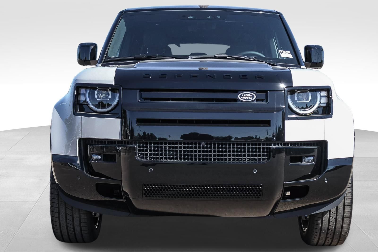 New 2026 Land Rover Defender 110 X AWD/4WD image 2