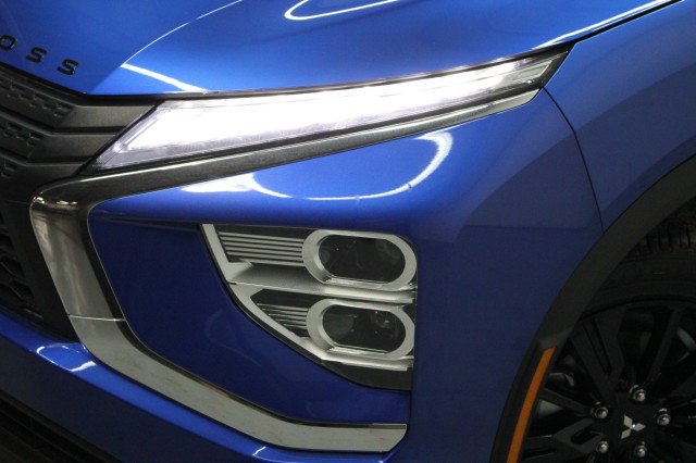 New 2026 Mitsubishi Eclipse Cross LE AWD/4WD image 2