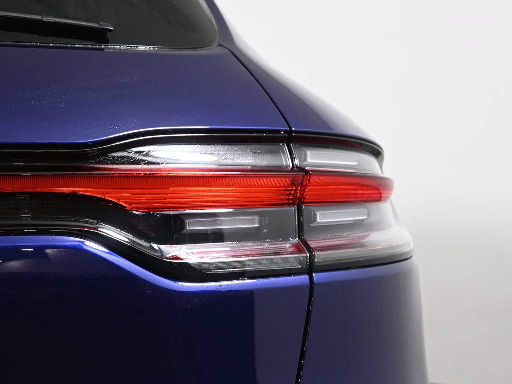 New 2026 Porsche Macan AWD/4WD image 13
