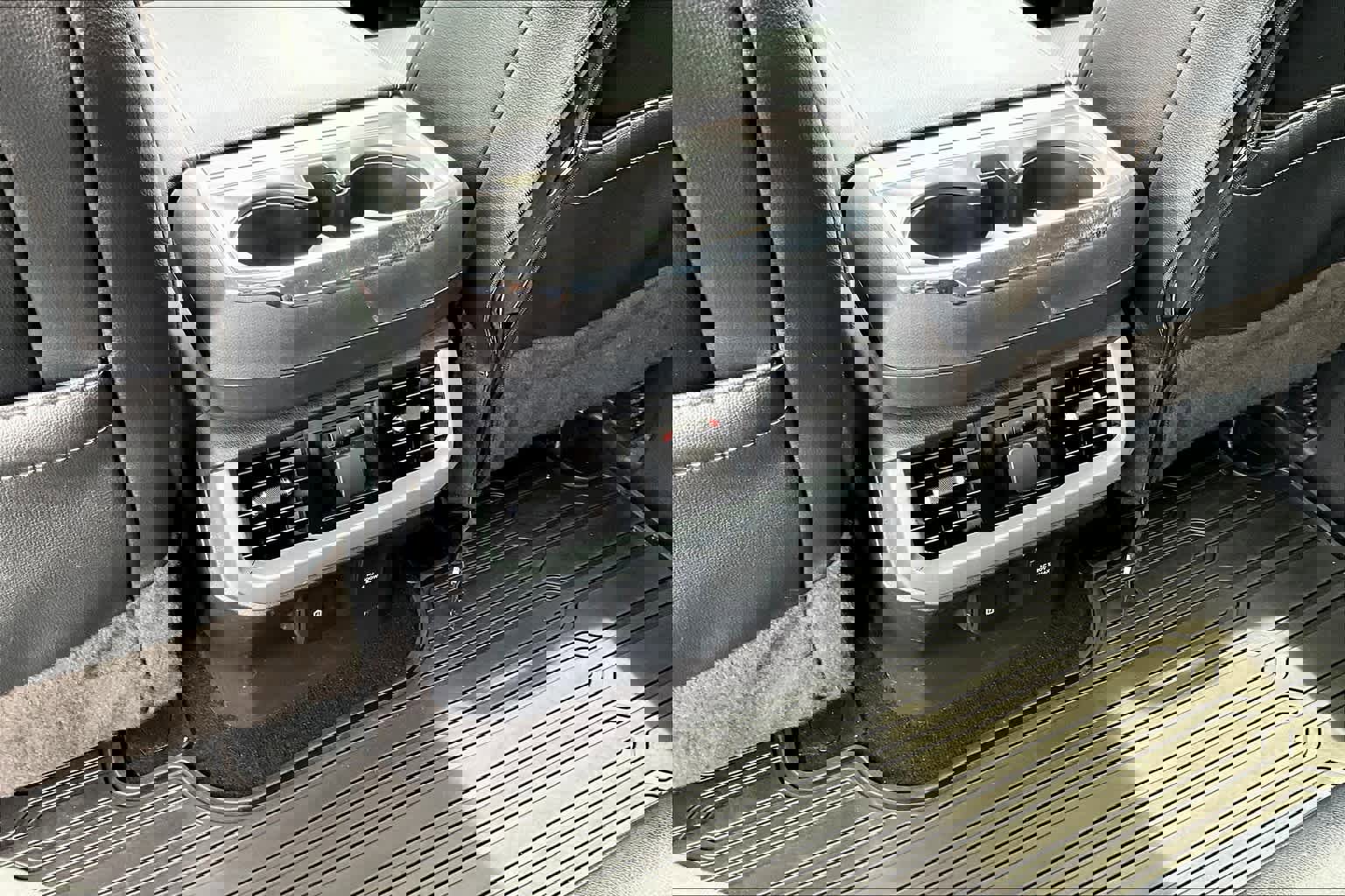 Used 2022 Ford F150 Lariat w/ Equipment Group 502A High image 54