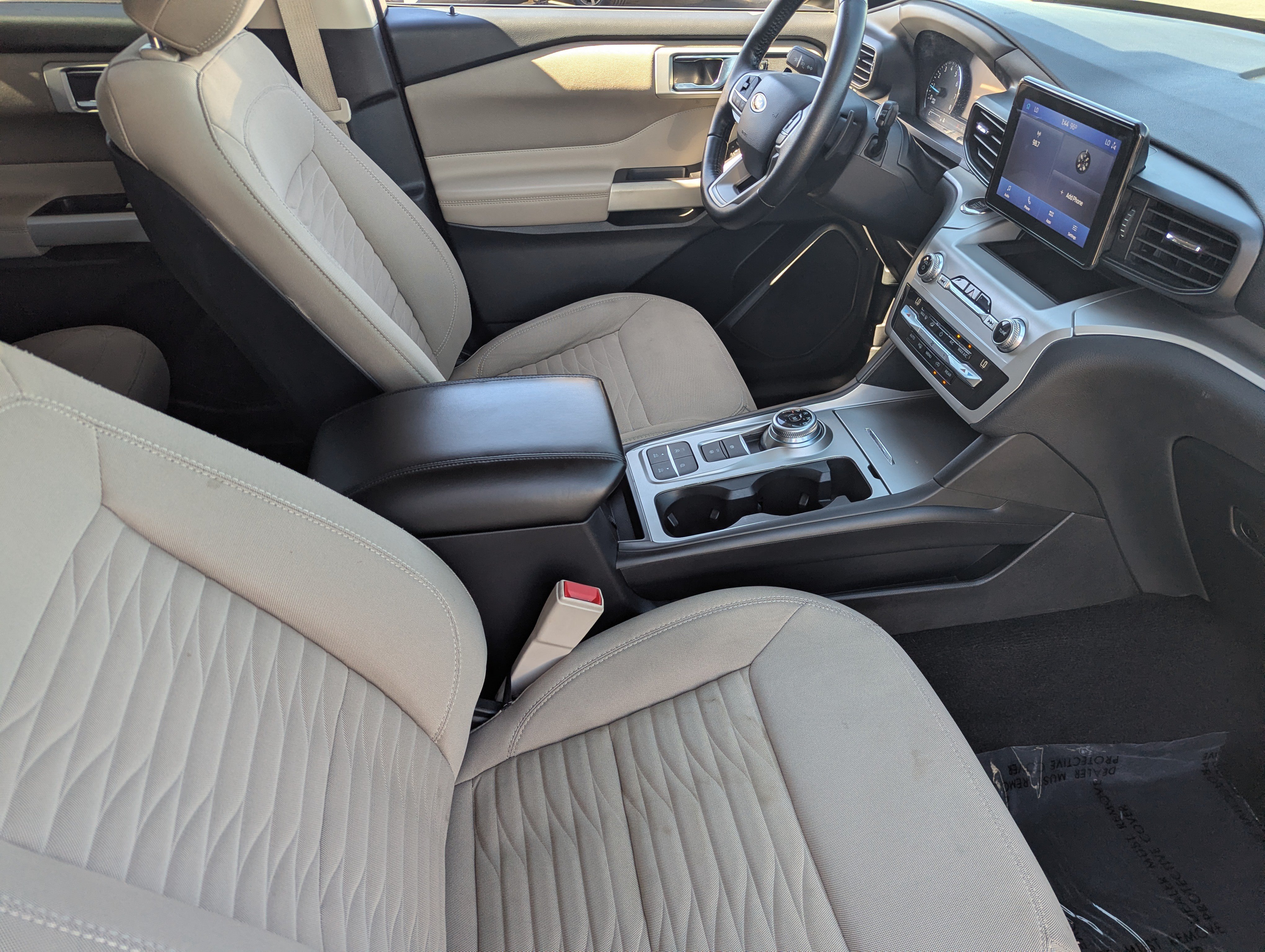 Used 2020 Ford Explorer XLT RWD image 11