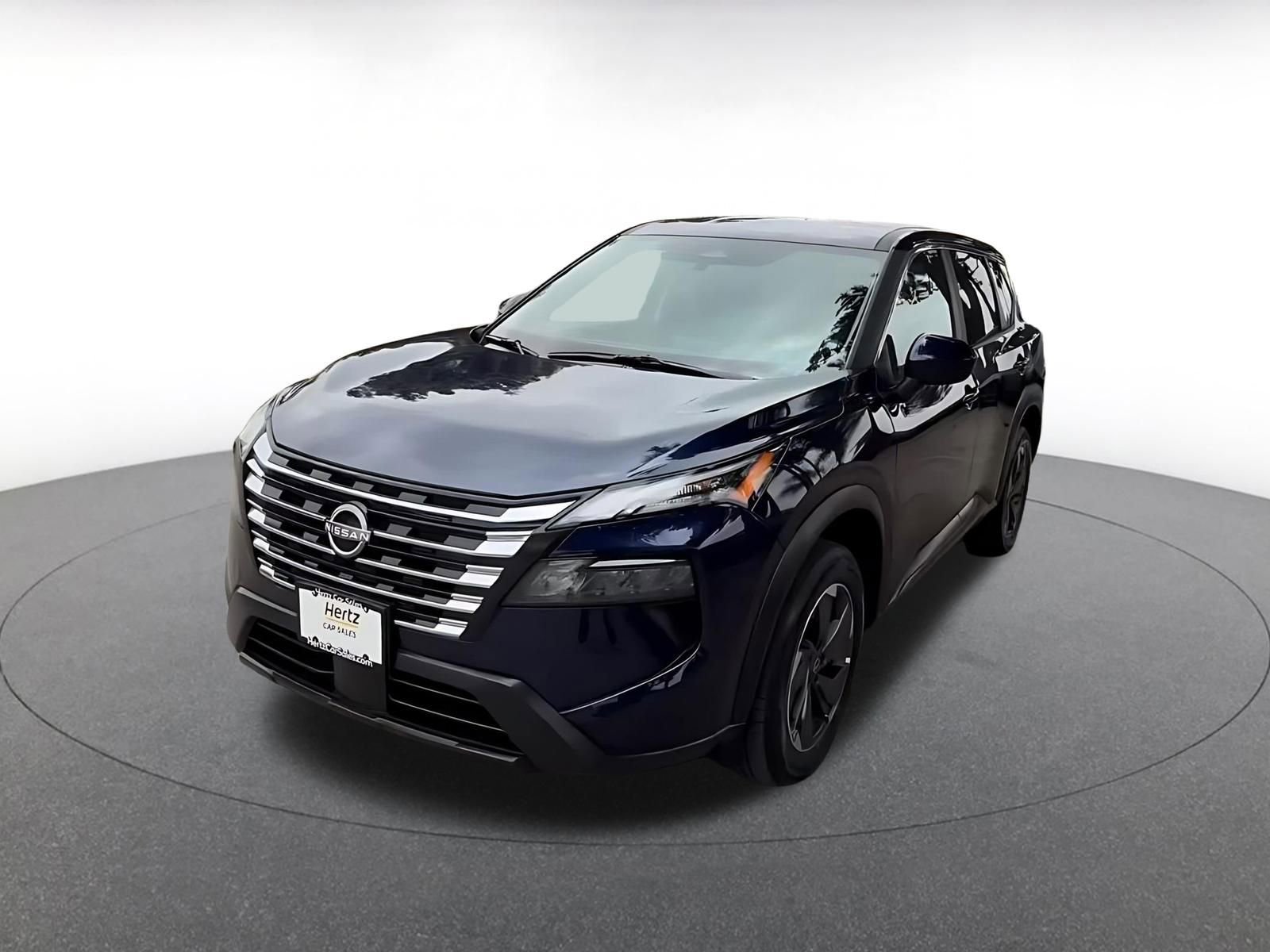 Used 2025 Nissan Rogue SV FWD image 4