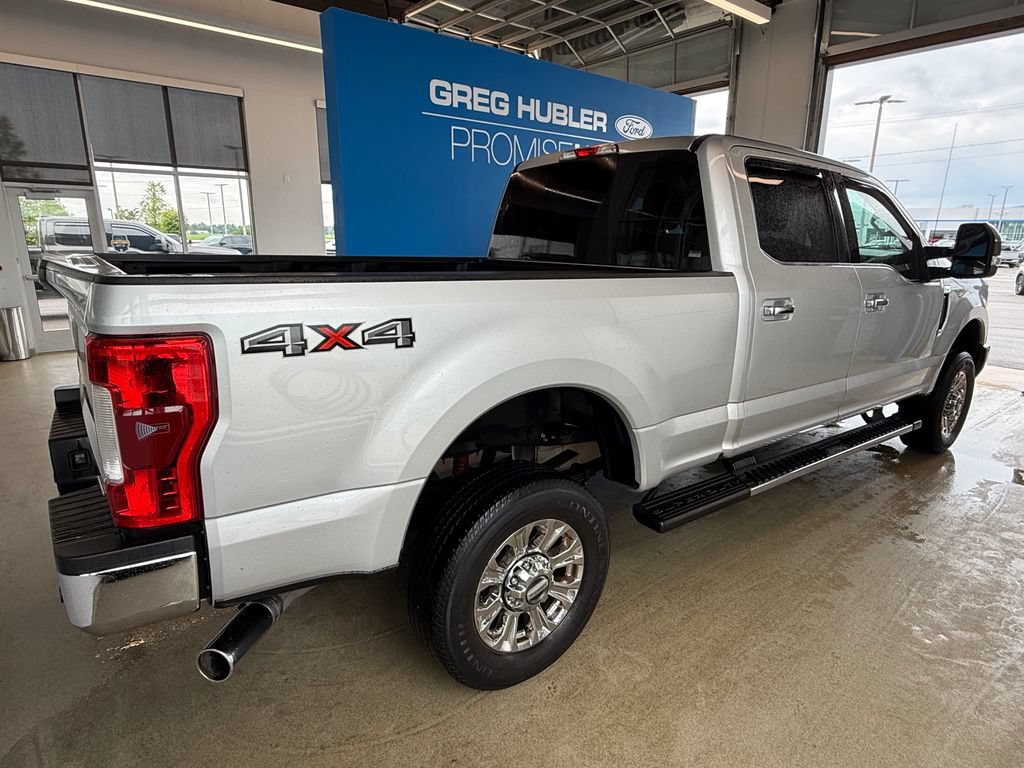 Used 2017 Ford F350 XLT AWD/4WD image 2