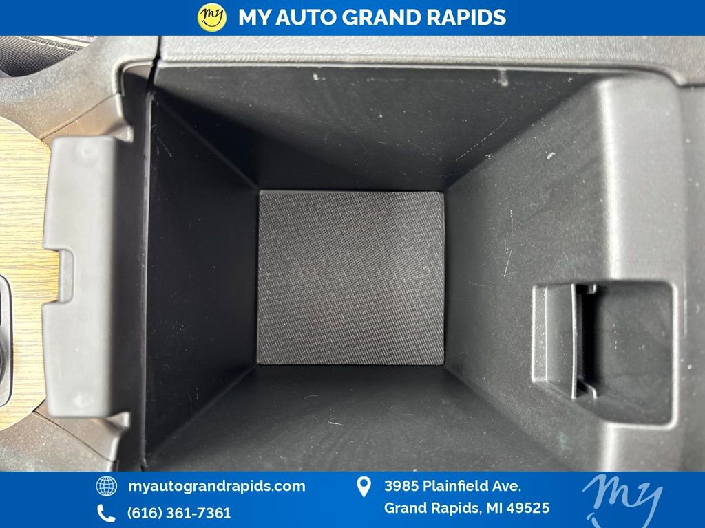 Used 2017 GMC Acadia Denali image 32