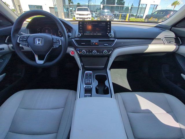 Used 2020 Honda Accord Touring image 16