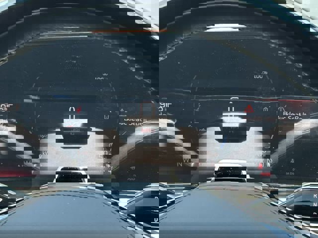 New 2025 Cadillac XT5 Premium Luxury image 17