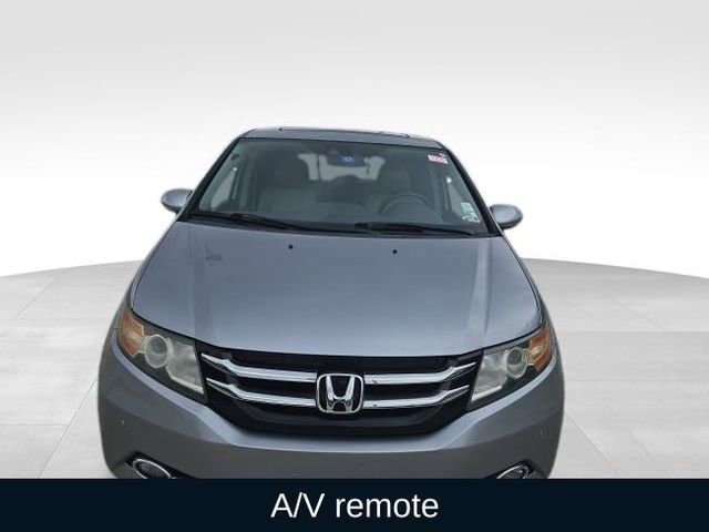 Used 2016 Honda Odyssey Touring Elite image 9