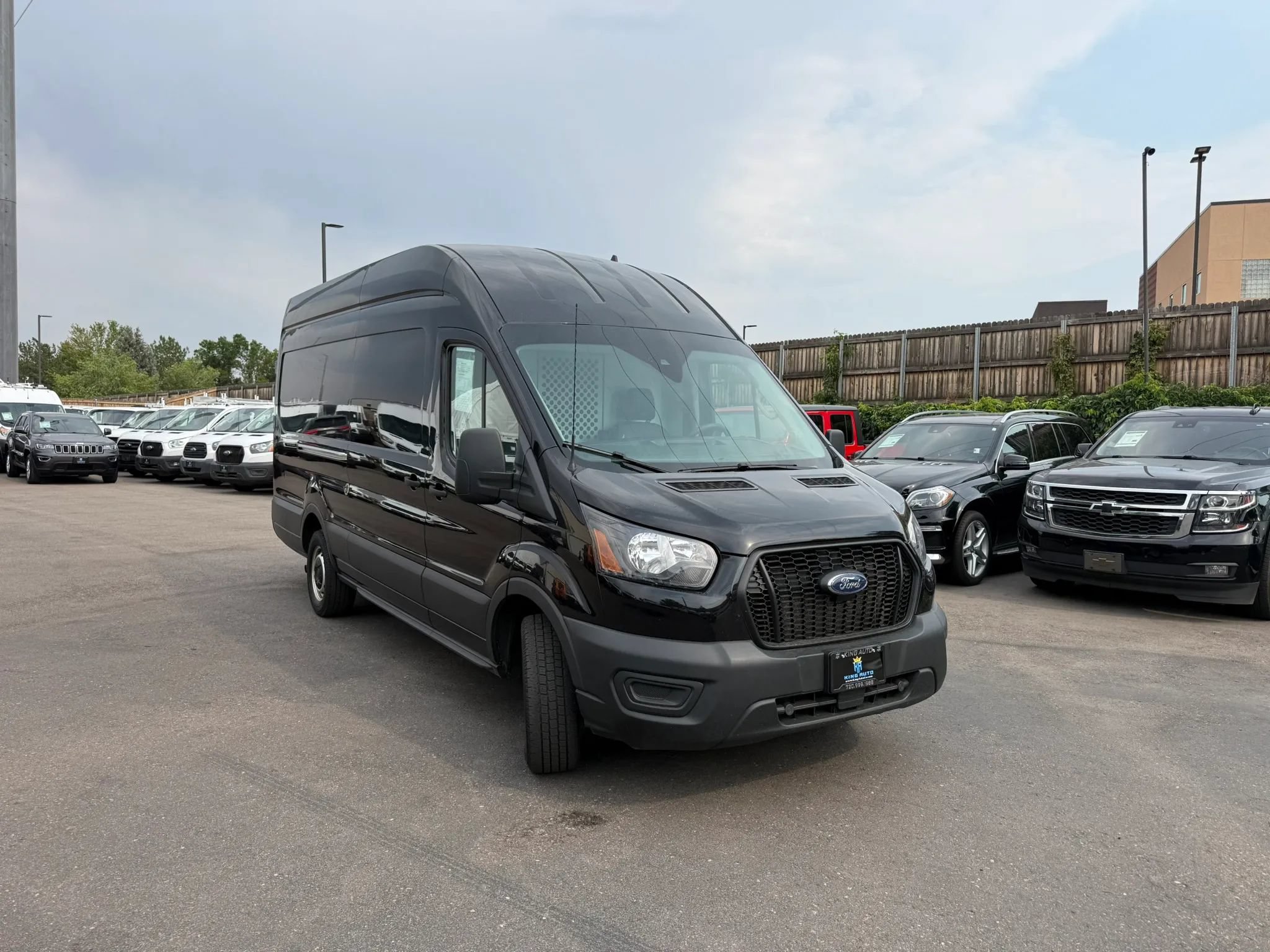 Used 2022 Ford Transit 250 148 High Roof Extended w/ Load Area Protection Package RWD image 9