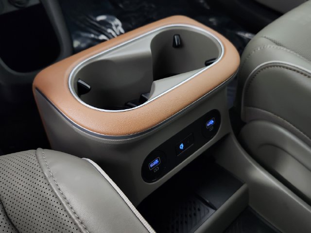 Certified 2024 Hyundai Ioniq 5 Limited AWD/4WD image 30