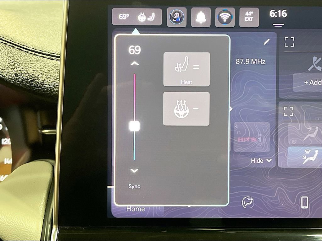 Used 2024 Jeep Compass Limited image 20