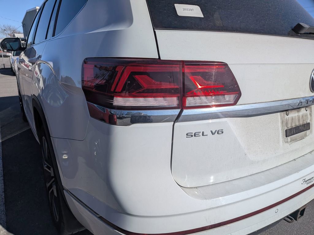 Used 2021 Volkswagen Atlas SEL R-Line image 7