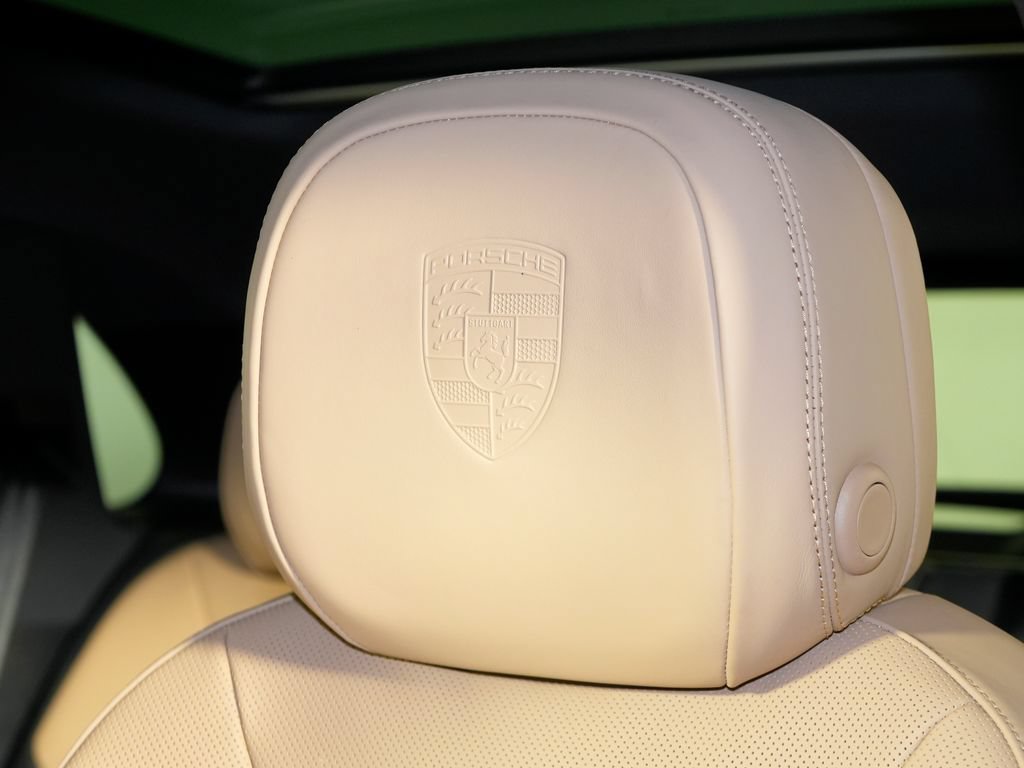 New 2026 Porsche Cayenne AWD/4WD image 19