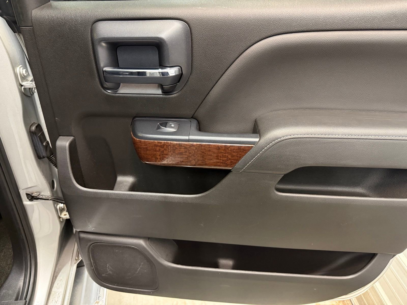 Used 2018 GMC Sierra 2500 SLT w/ Snow Plow Prep Package image 24