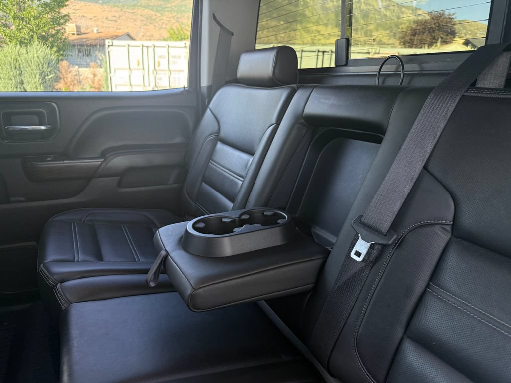 Used 2018 GMC Sierra 3500 Denali w/ Suspension Package, Off-Road AWD/4WD image 36