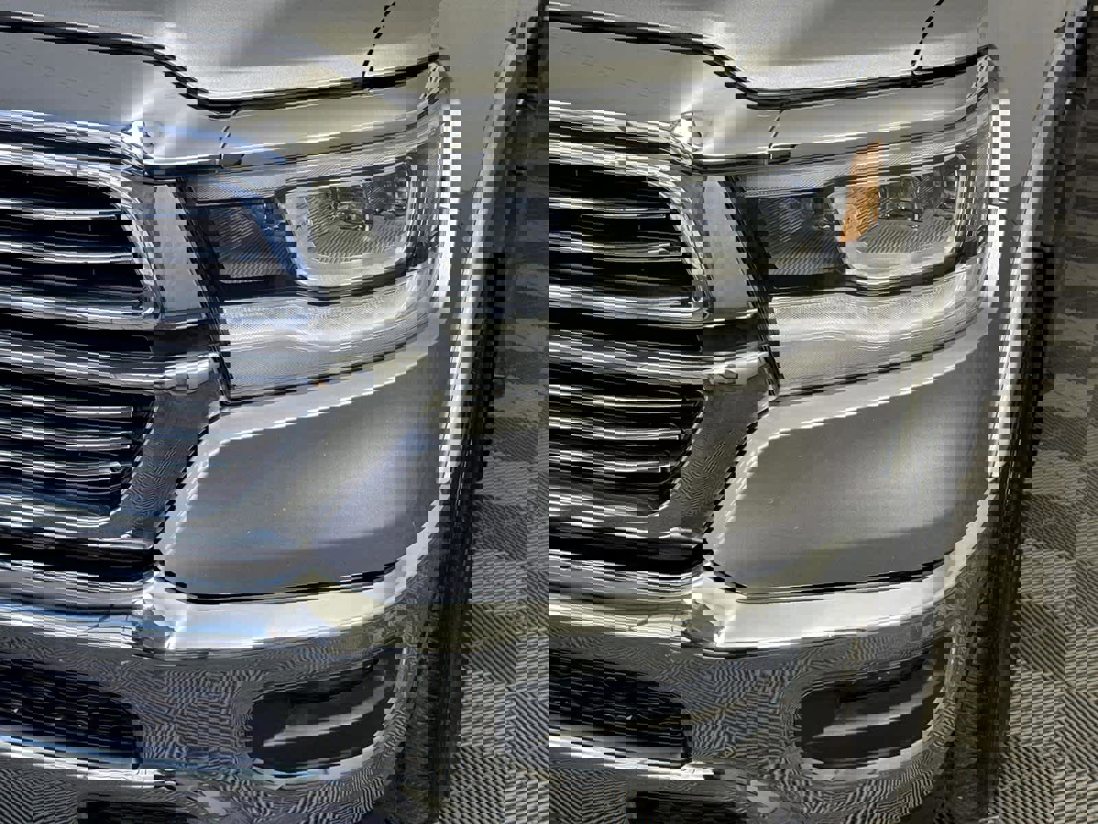 Used 2019 RAM 1500 Laramie w/ Trailer Tow Group image 9