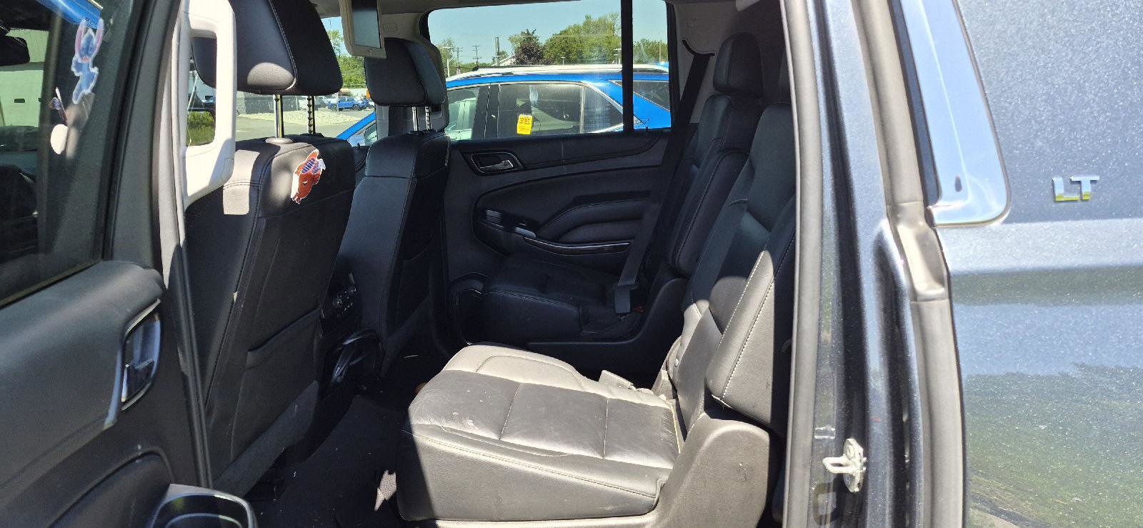 Used 2020 Chevrolet Suburban LT AWD/4WD image 7