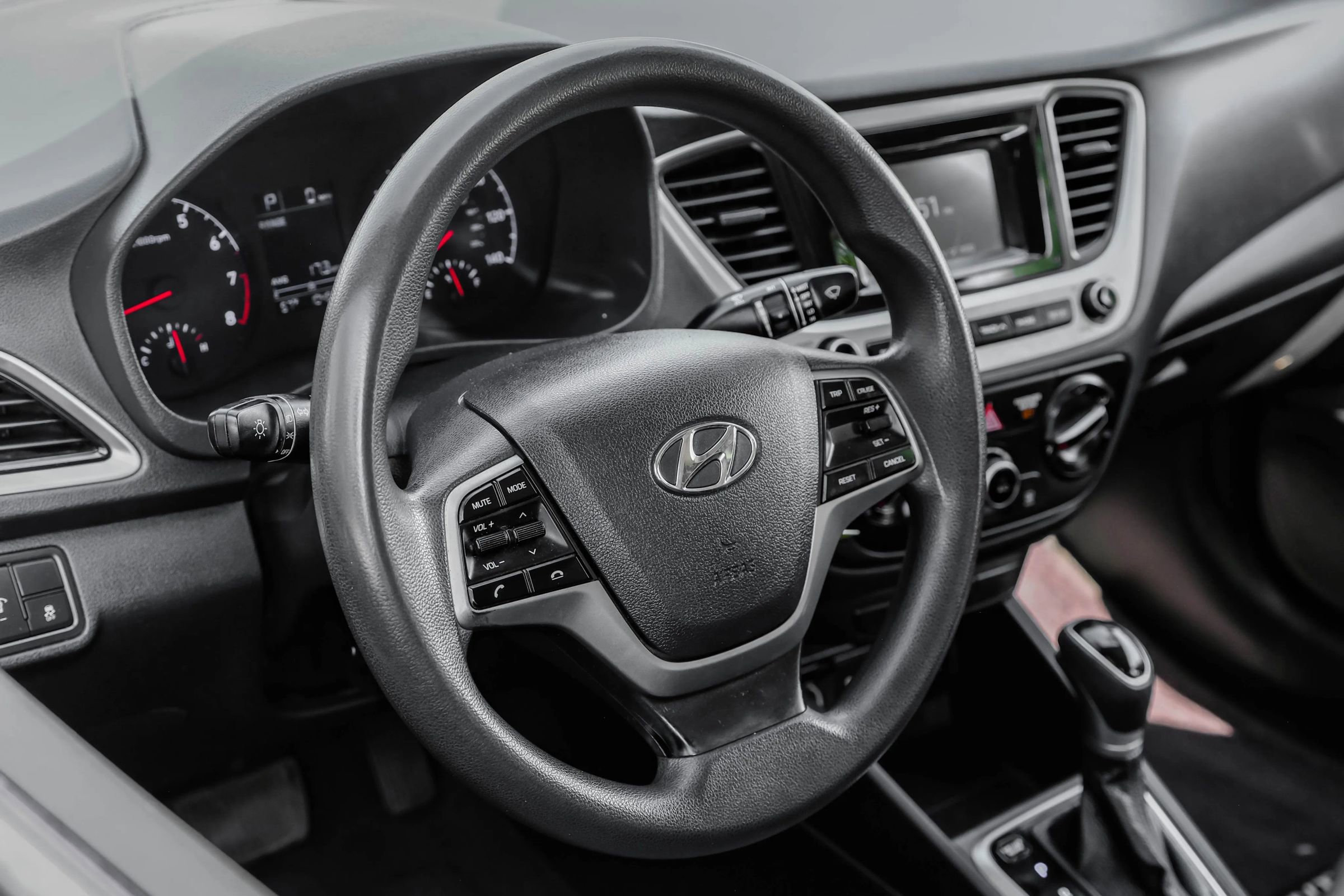 Used 2020 Hyundai Accent SE image 21