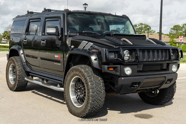 Used 2004 HUMMER H2 w/ Preferred Equipment Group image 12