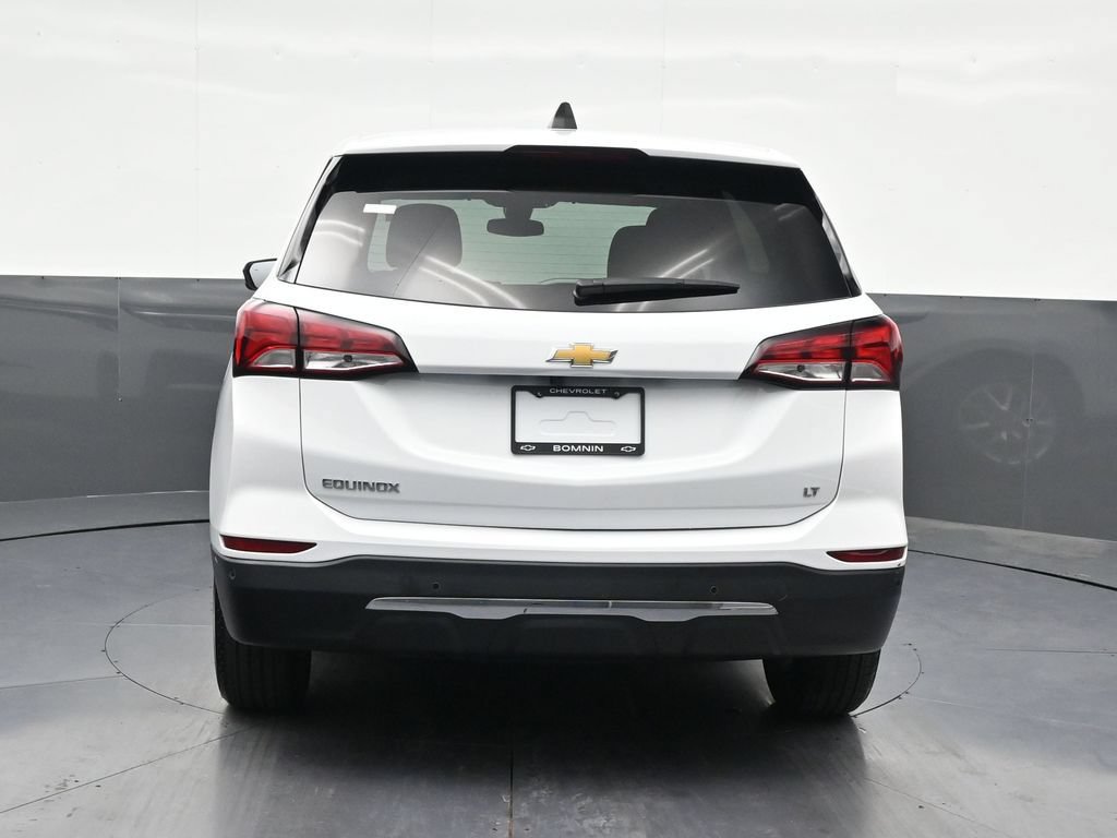 Used 2024 Chevrolet Equinox LT FWD image 4