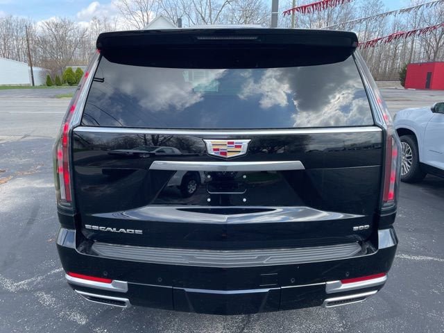 New 2026 Cadillac Escalade Luxury w/ Touring Package image 4