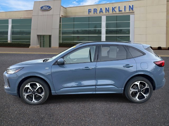 Used 2024 Ford Escape ST-Line Select w/ Tech Pack #2 AWD/4WD image 4