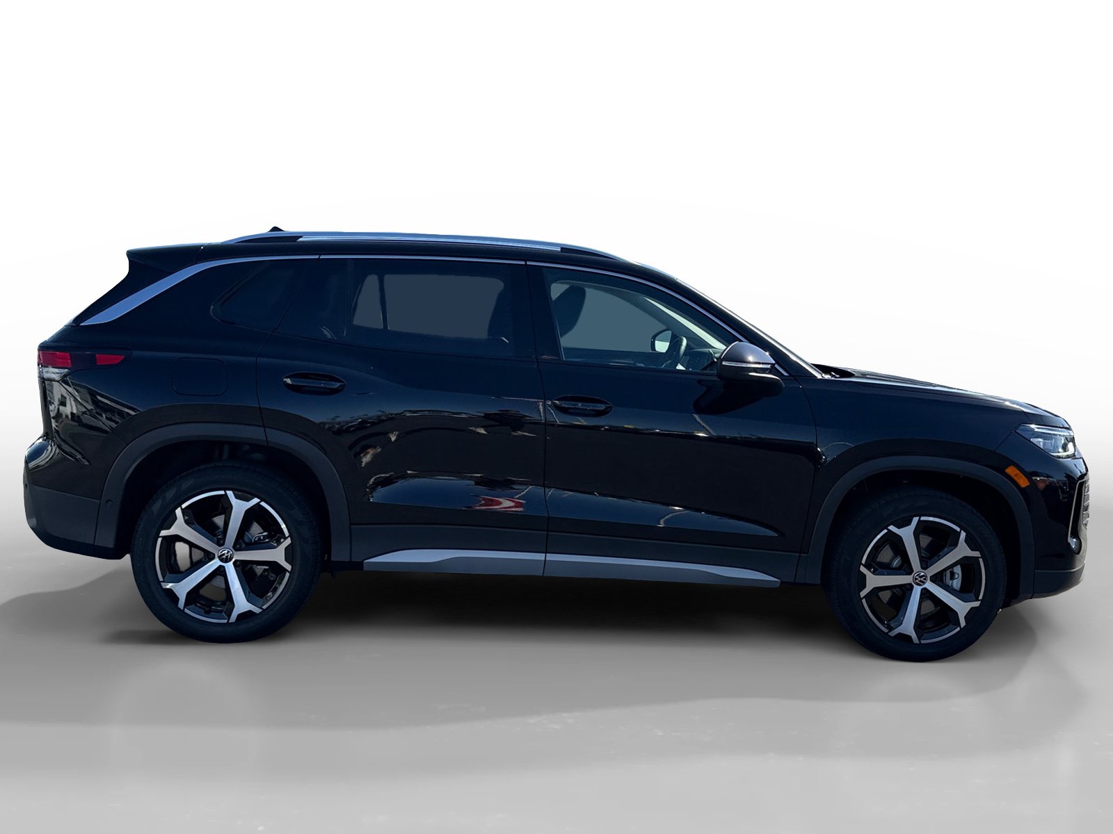 New 2026 Volkswagen Tiguan SE AWD/4WD image 6