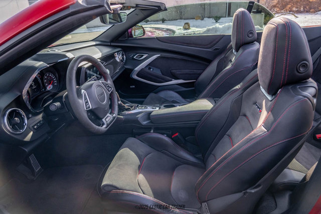 Used 2019 Chevrolet Camaro ZL1 image 32