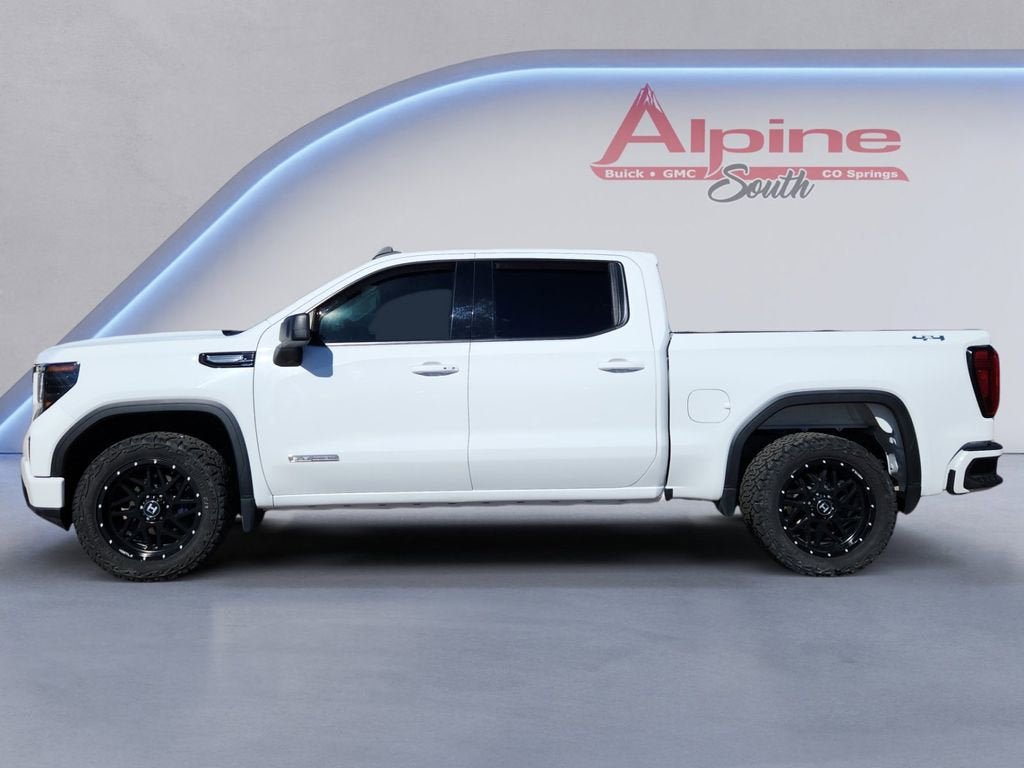 Used 2023 GMC Sierra 1500 Elevation AWD/4WD image 2