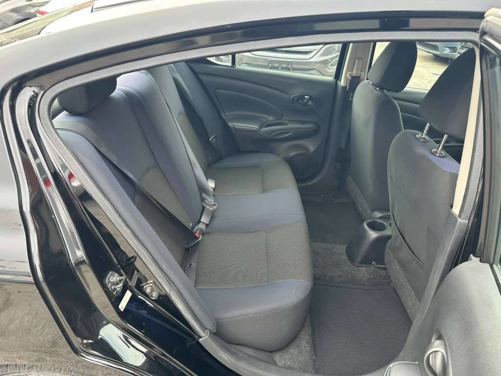 Used 2012 Nissan Versa SV w/ Convenience Pkg image 19