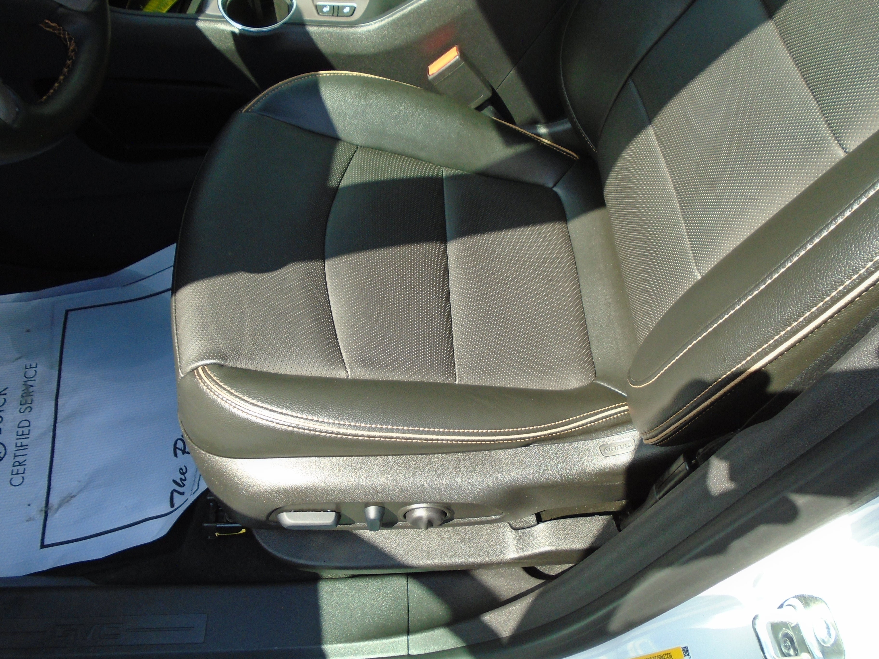 Certified 2024 GMC Terrain AT4 w/ Infotainment Package II AWD/4WD image 52