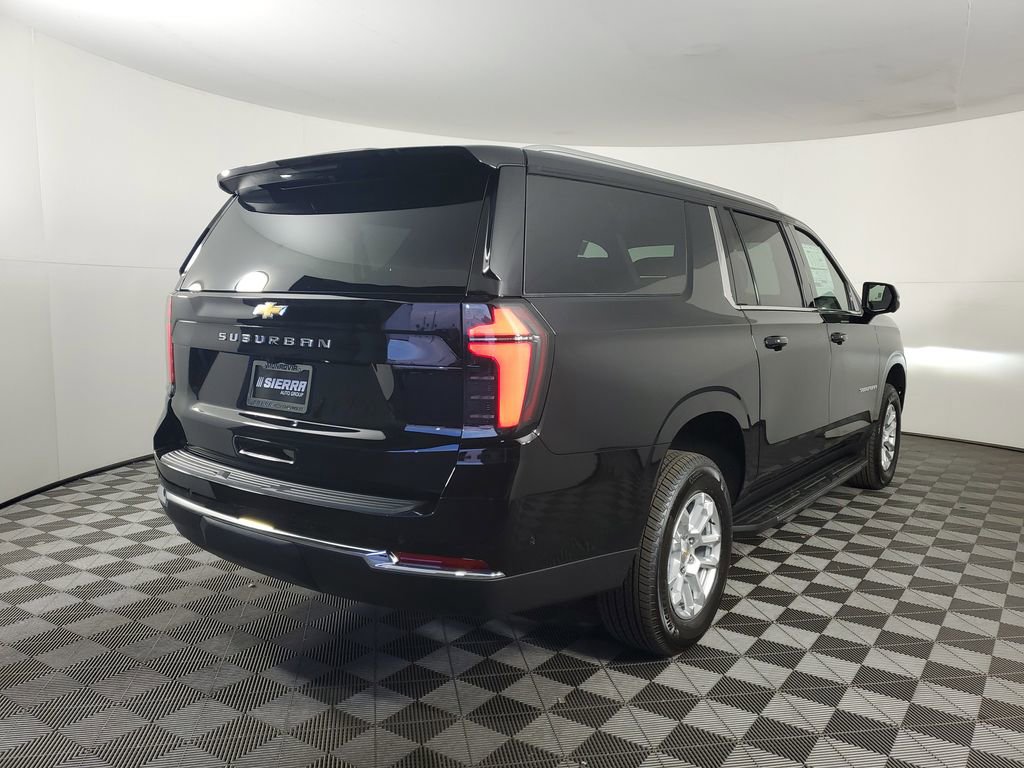 New 2026 Chevrolet Suburban LS image 4