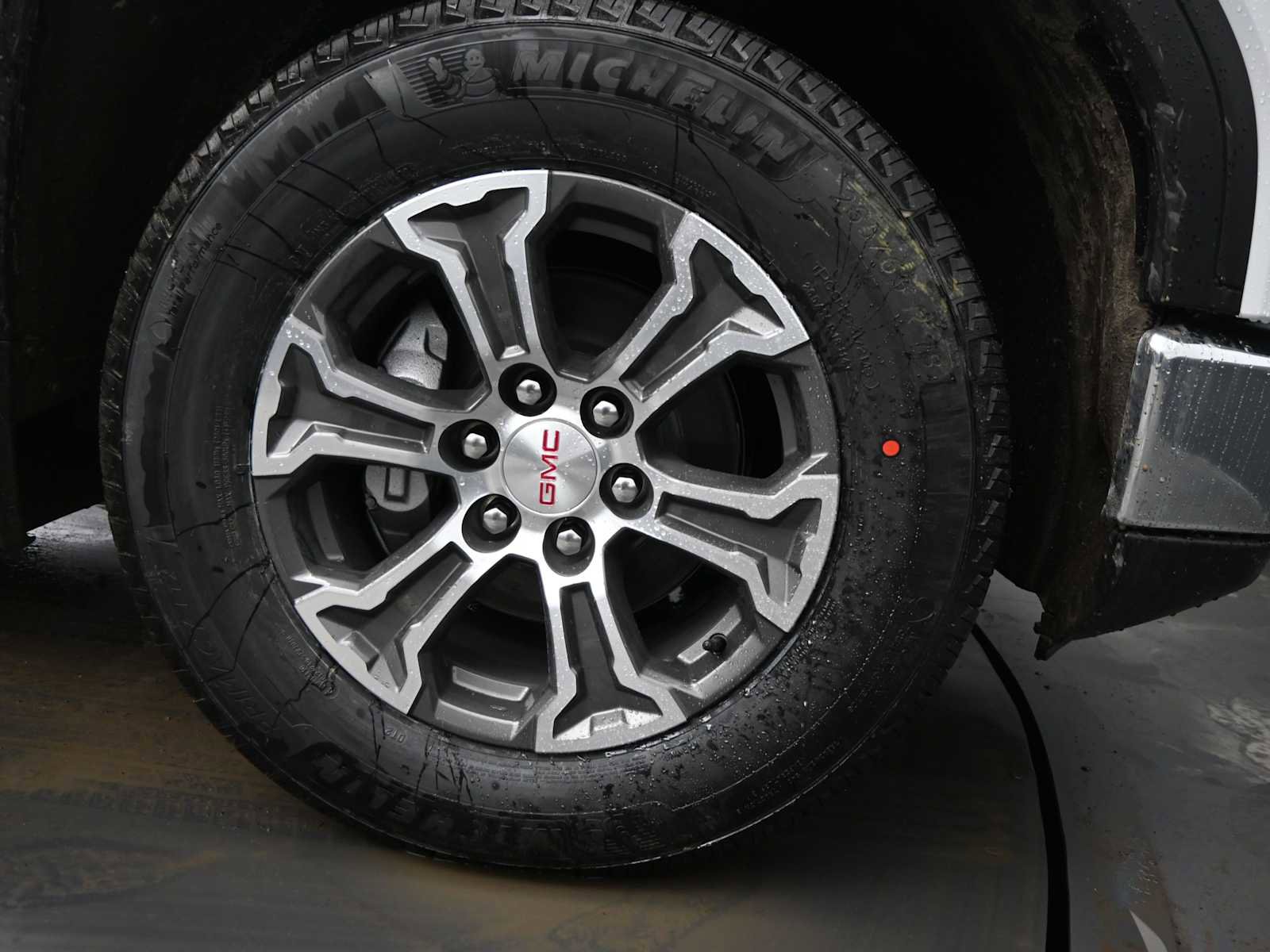 New 2026 GMC Sierra 1500 SLE w/ Preferred Package AWD/4WD image 10
