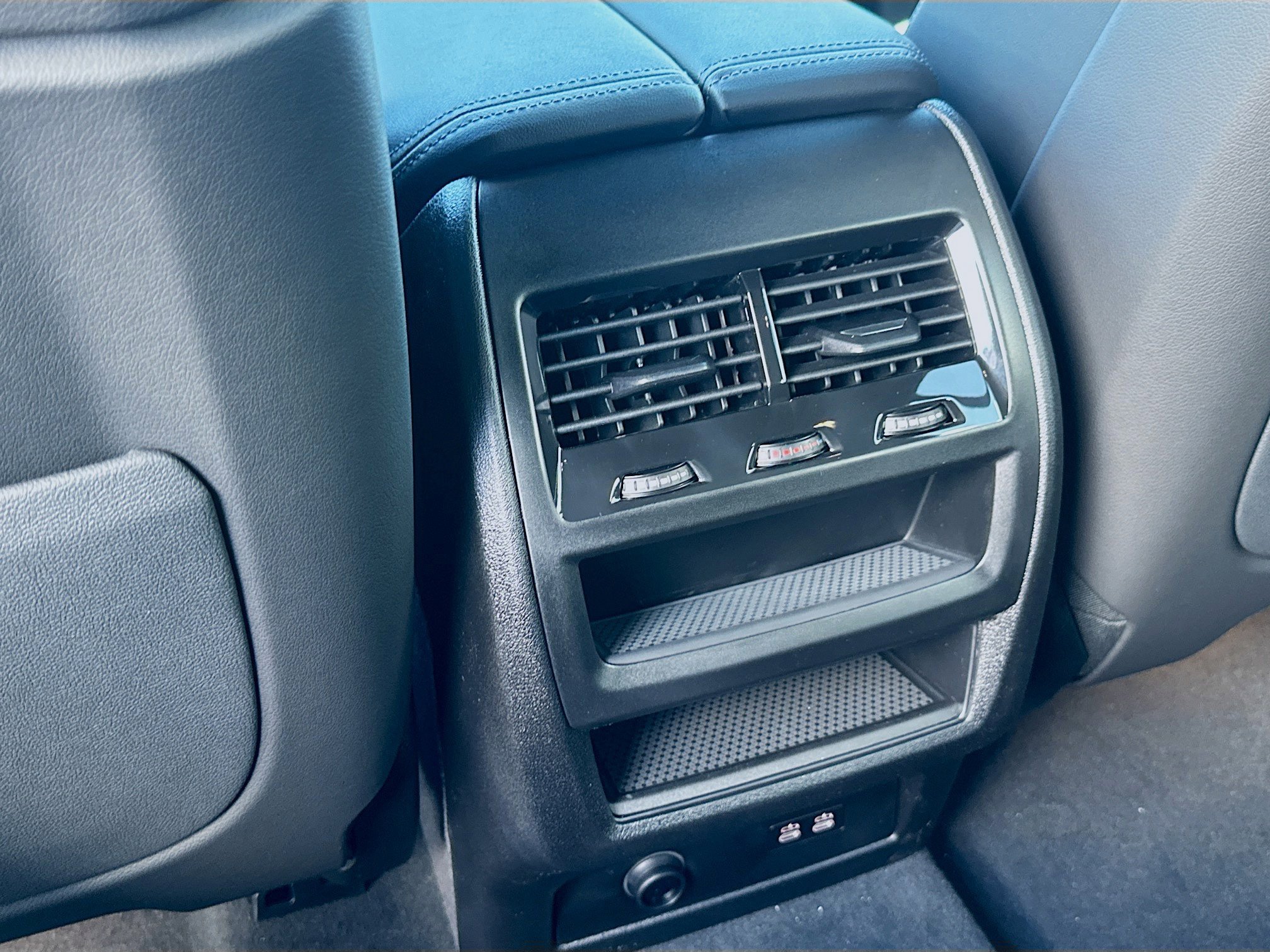 New 2026 BMW X5 sDrive40i w/ Premium Package image 19