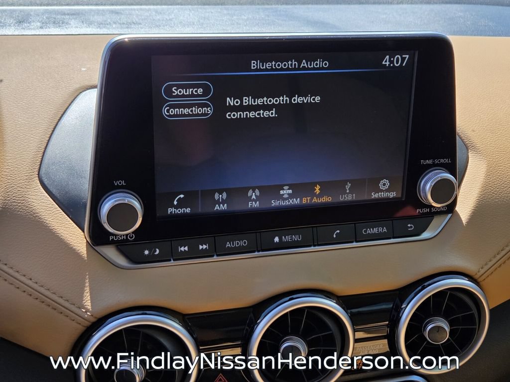 Used 2025 Nissan Sentra SV w/ SV Premium Package FWD image 26