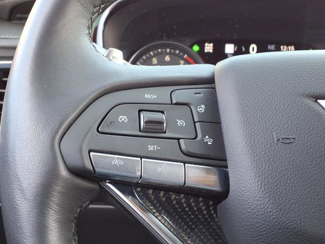 Used 2024 Cadillac XT6 Sport w/ Technology Package image 12