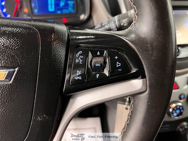 Used 2016 Chevrolet Trax LT w/ LT Convenience Package FWD image 41