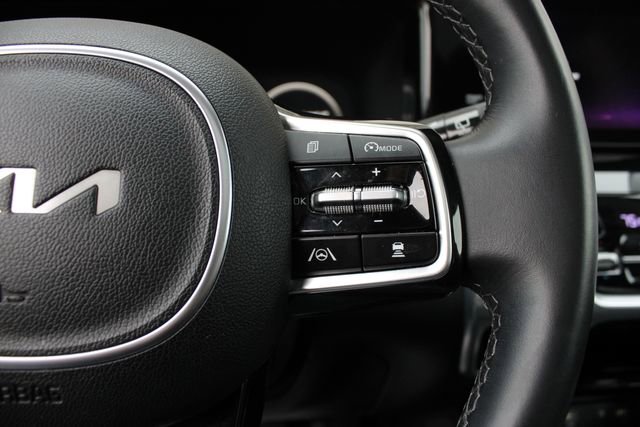 Used 2023 Kia Sorento SX image 14