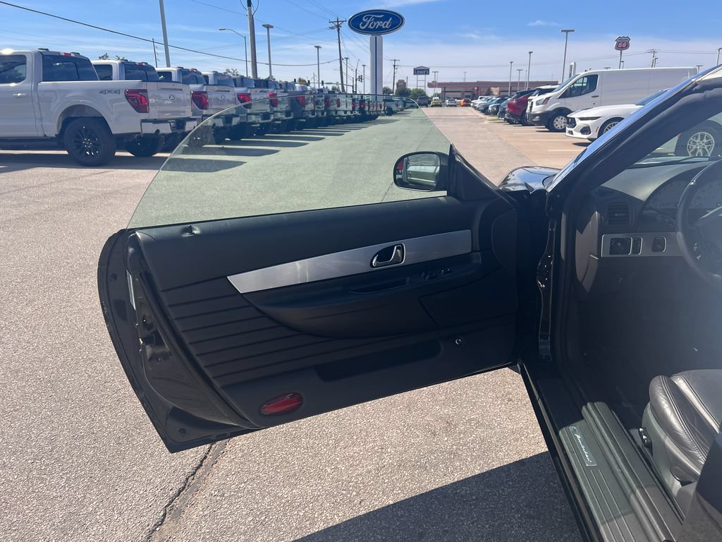 Used 2002 Ford Thunderbird RWD image 11