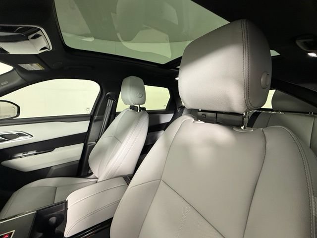 New 2026 Land Rover Range Rover Velar Belgravia AWD/4WD image 9