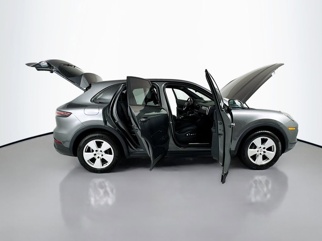 Used 2020 Porsche Cayenne AWD/4WD image 25