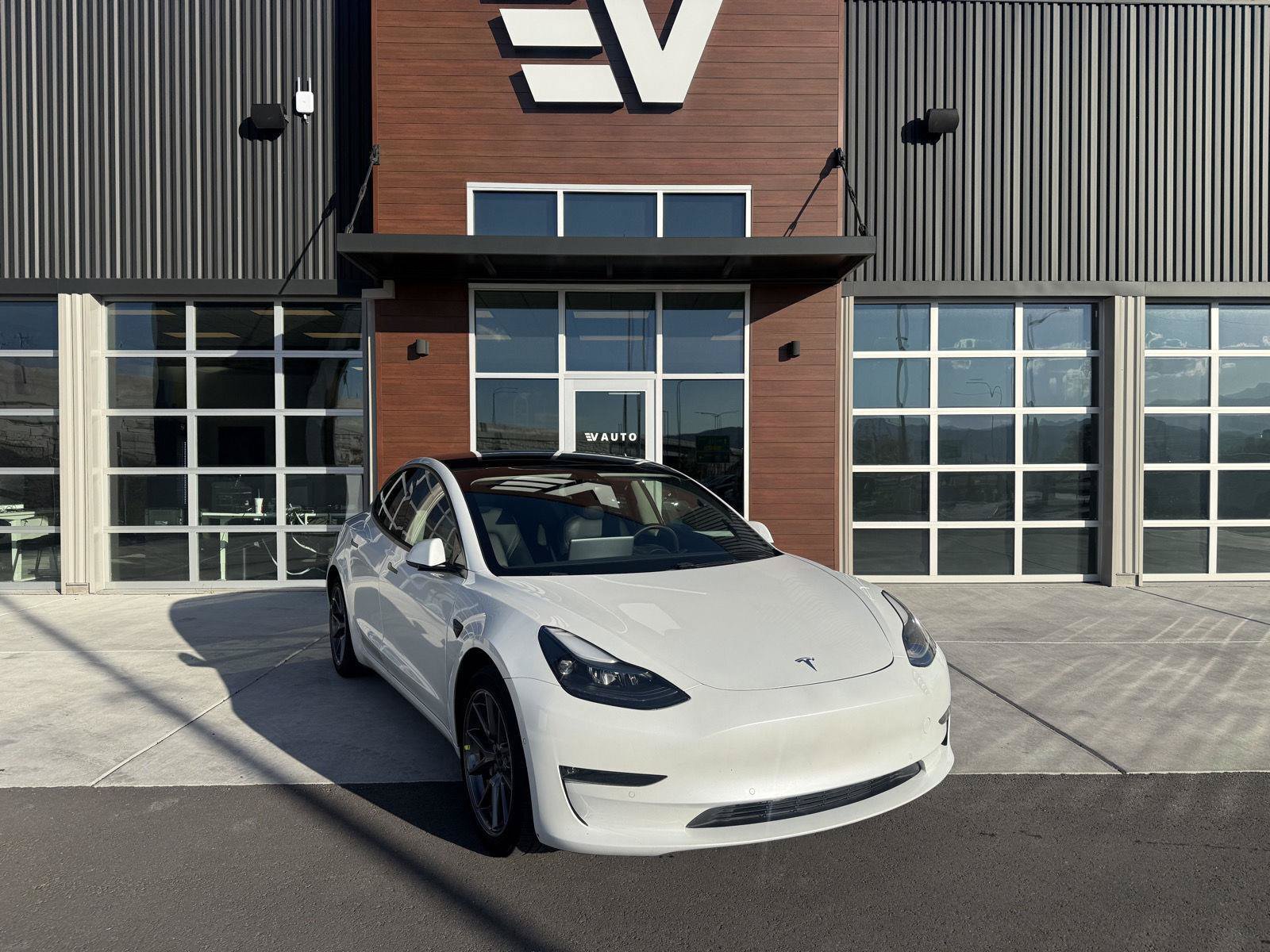 Used 2021 Tesla Model 3 Long Range AWD/4WD image 2