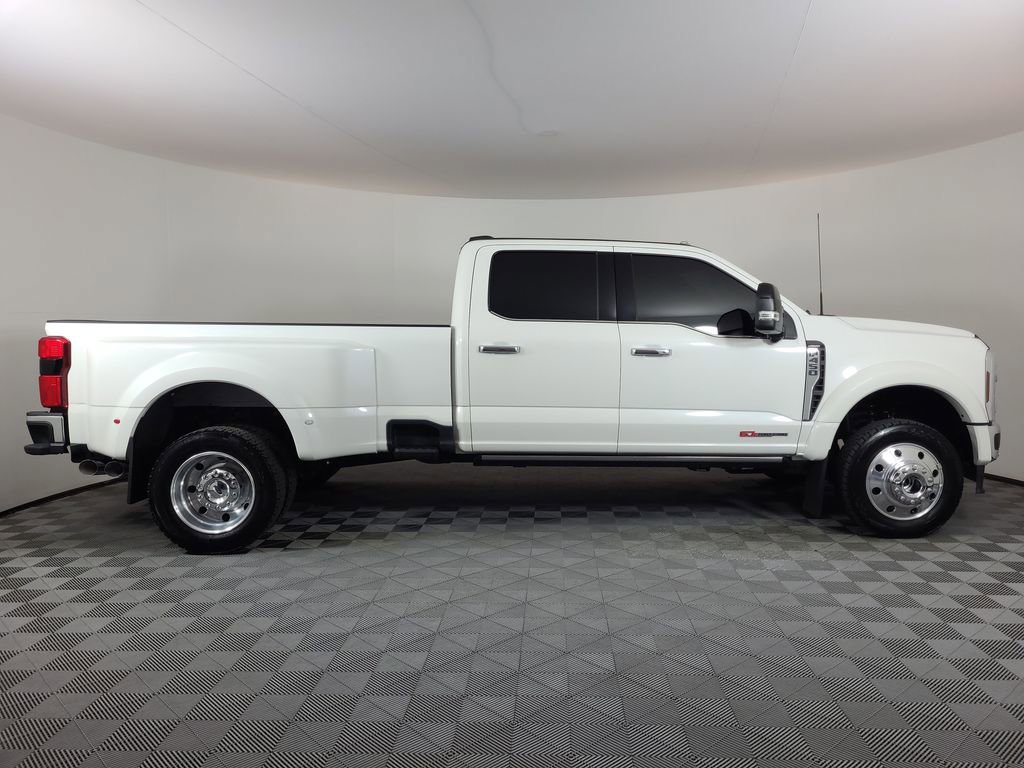 Used 2024 Ford F450 Lariat w/ Lariat Ultimate Package AWD/4WD image 2