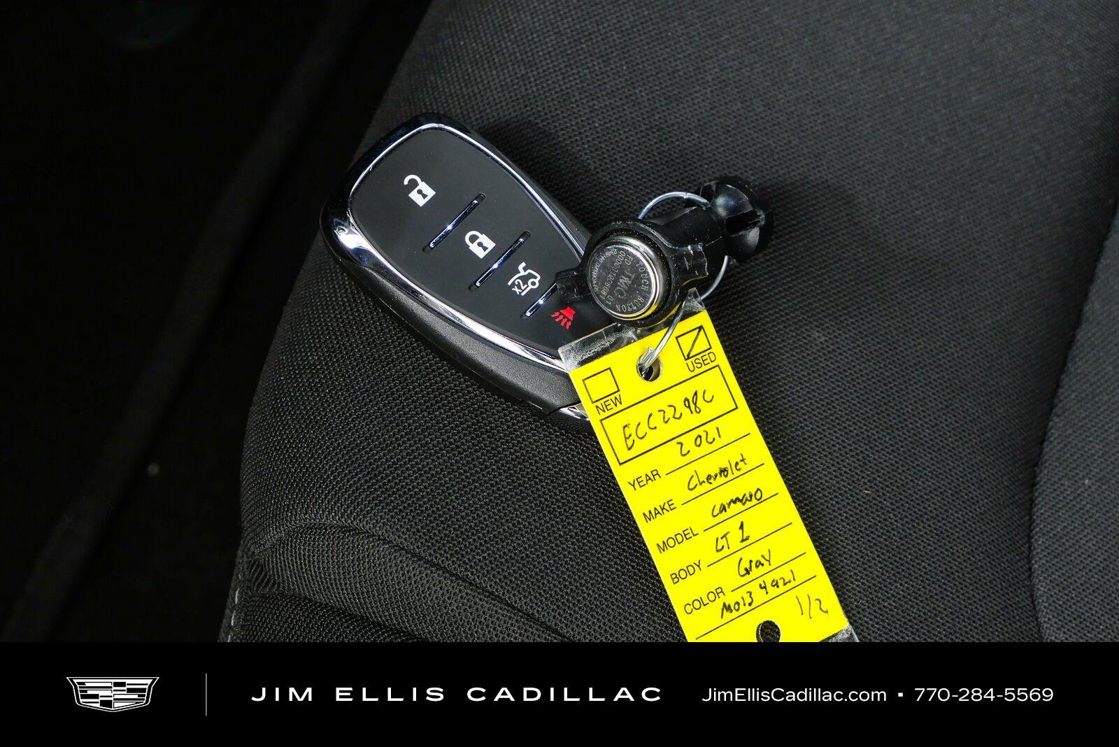 Used 2021 Chevrolet Camaro LT RWD image 33