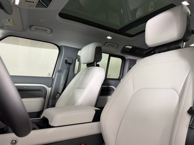 New 2026 Land Rover Defender 110 S AWD/4WD image 5