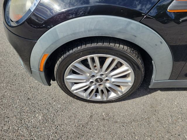 Used 2017 MINI Cooper 4-Door Hardtop image 5