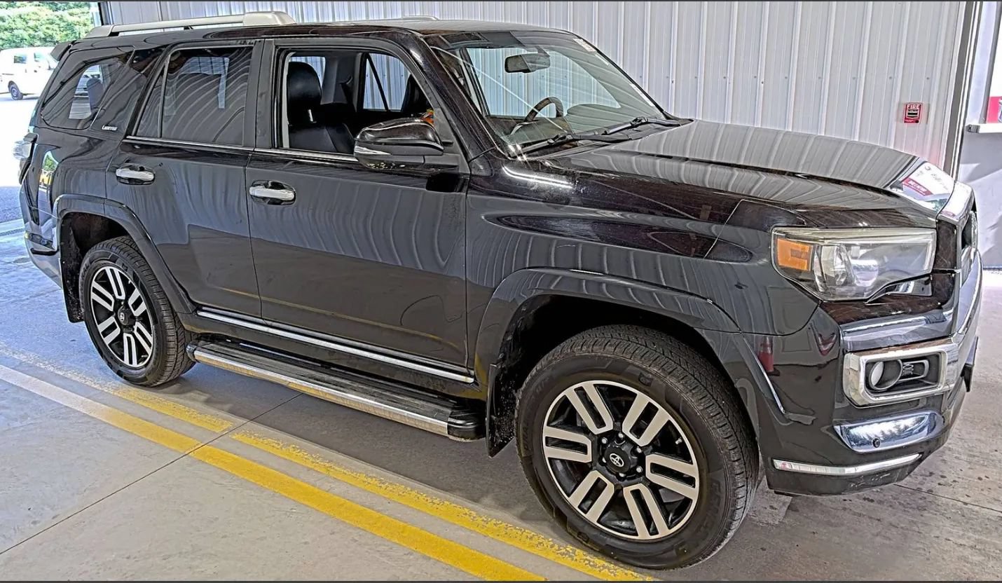 Used 2015 Toyota 4Runner Limited AWD/4WD image 4
