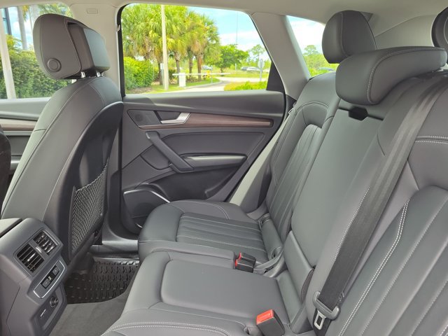 Used 2022 Audi Q5 2.0T Premium AWD/4WD image 11