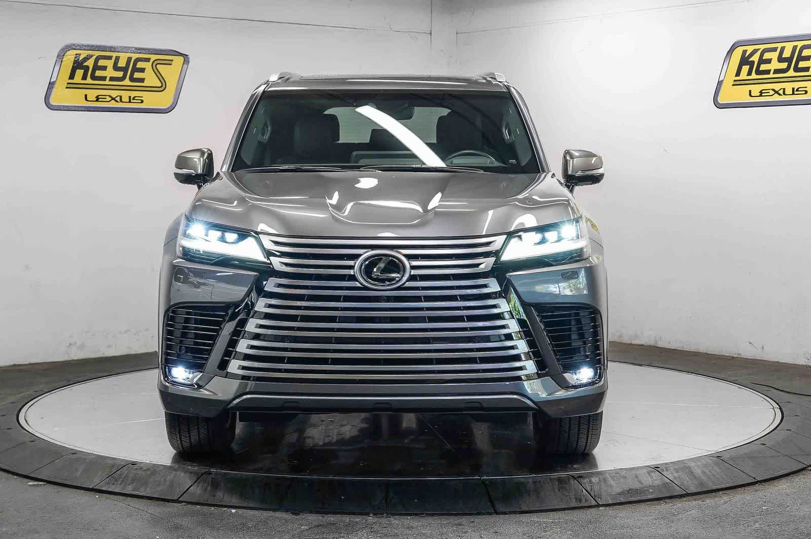 Used 2024 Lexus LX 600 4WD w/ Interior Upgrade Package image 6