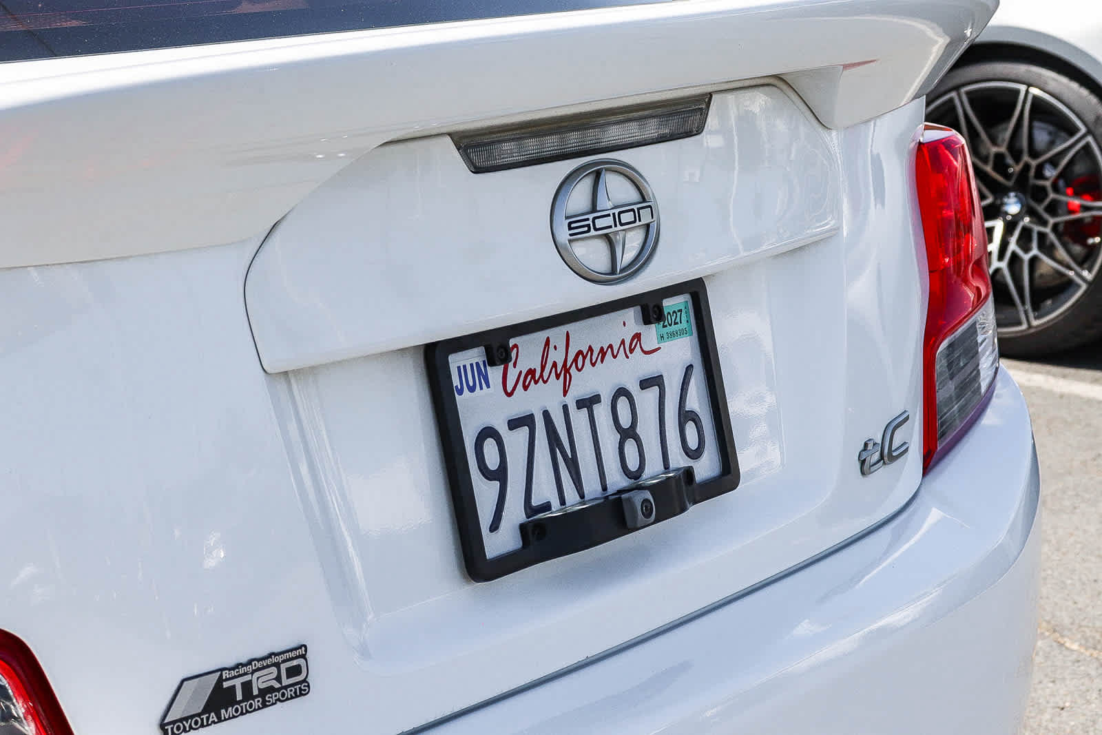 Used 2013 Scion tC FWD image 12