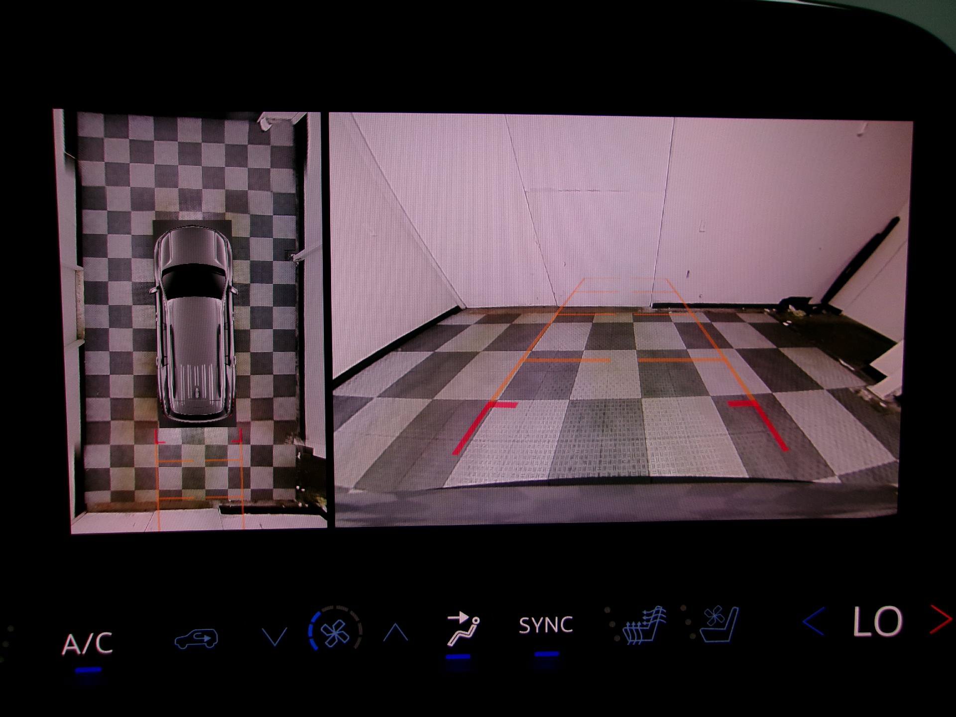 New 2026 Chevrolet Traverse RS w/ LPO, Floor Liner Package FWD image 5